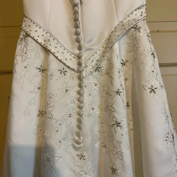 Jasmine Imperial Satin Wedding Gown with Floral Embroidery and *Great Condition*
